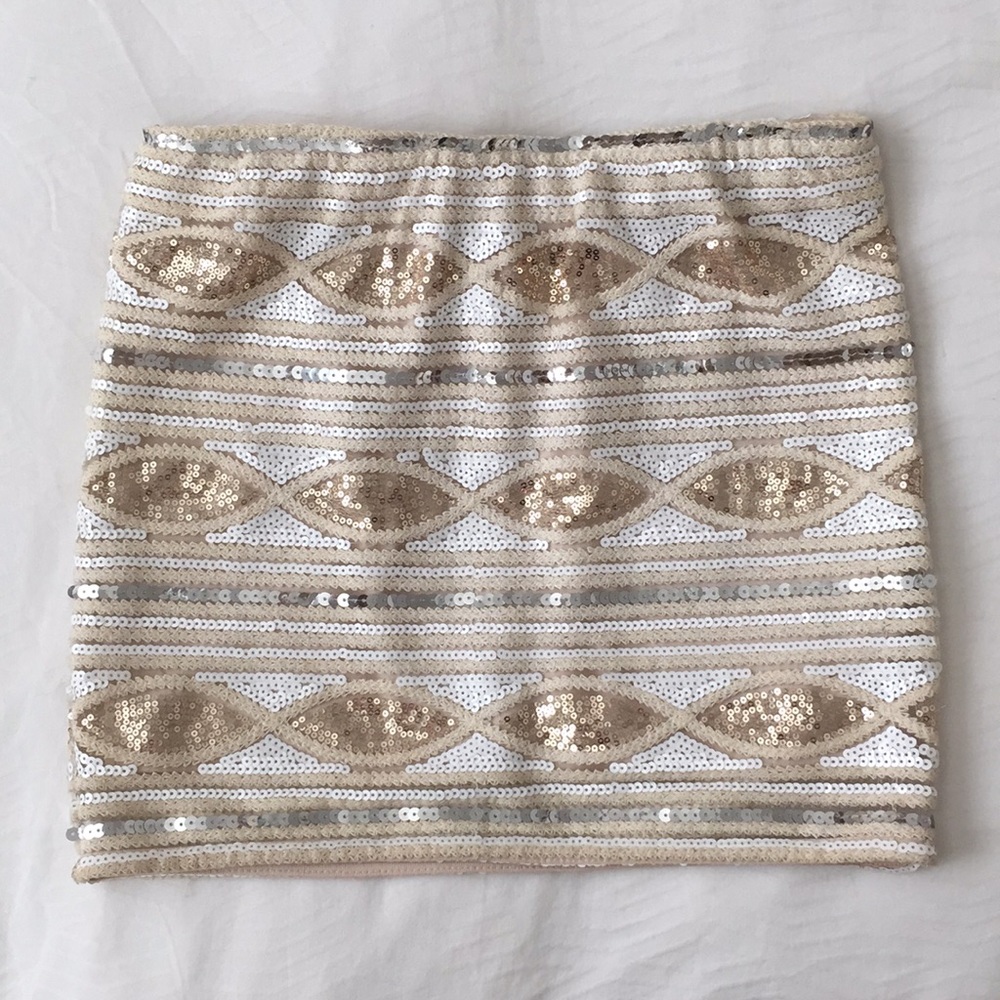 English Rose Sequin Mini Skirt size Small EUC